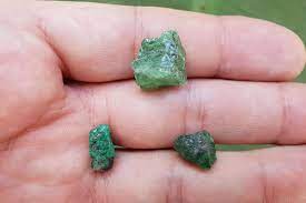 pierres semi précieuses vertes