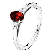 bague or blanc rubis