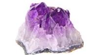 pierre précieuse violette amethyste
