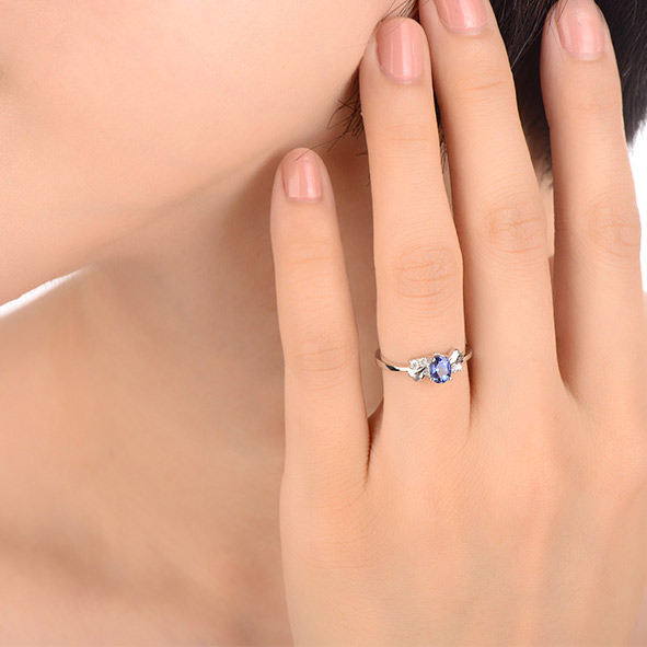 bague saphir or blanc 18 carats