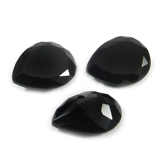 pierre noir semi precieuse